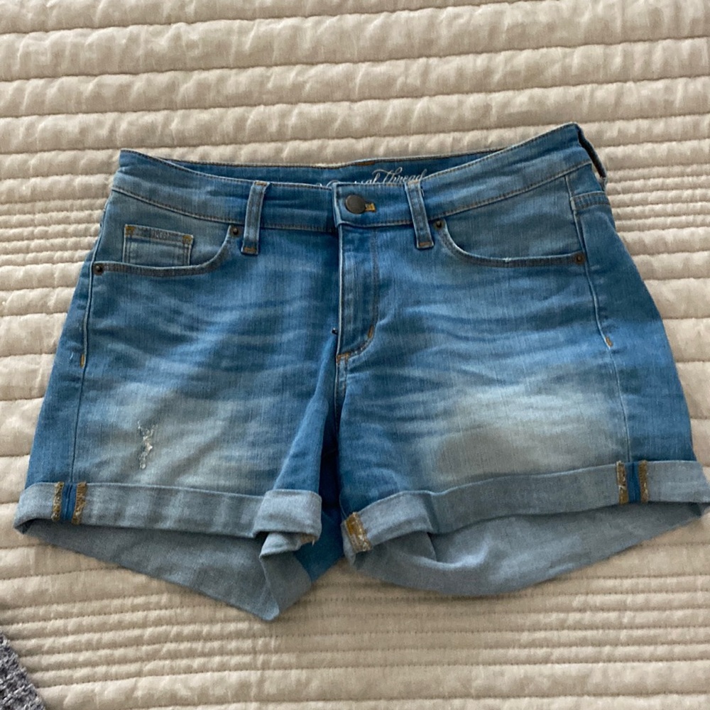 Universal Threads Jean Shorts